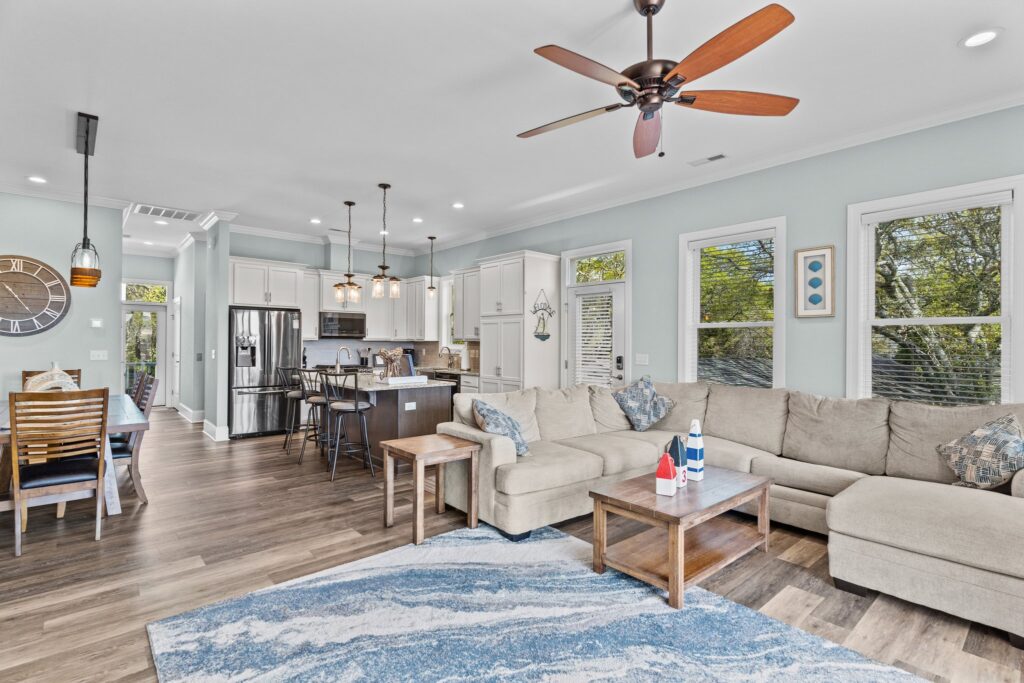 Maison-by-the-sea-dining-room