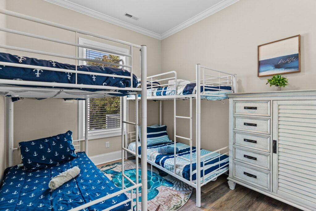 Second-floor Bunk-beds